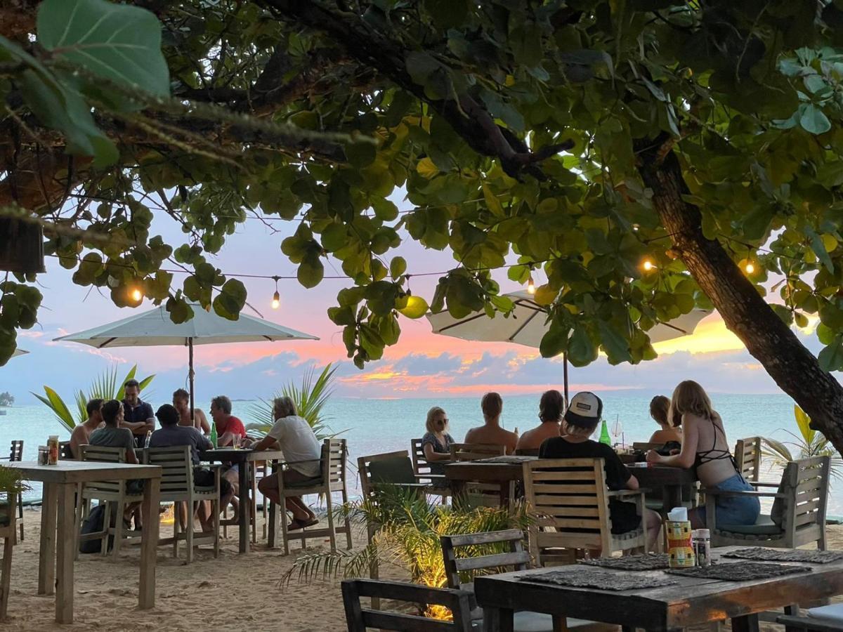 Afreeka Beach Hotel Лас Терренас Экстерьер фото